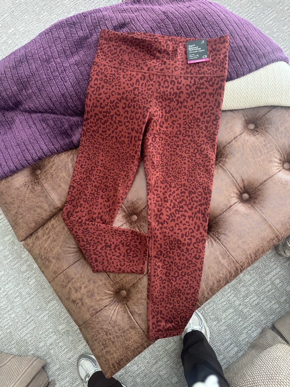 GAPFit Rust Leopard Print 7/8 Leggings